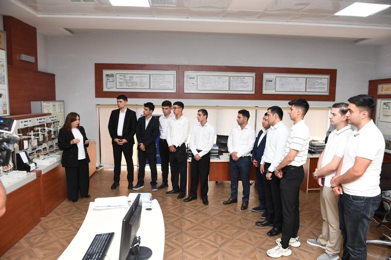 “Azərişıq” və Agentliyin birgə layihəsi: İşsizlər yeni imkanlar əldə edib (FOTOLAR)